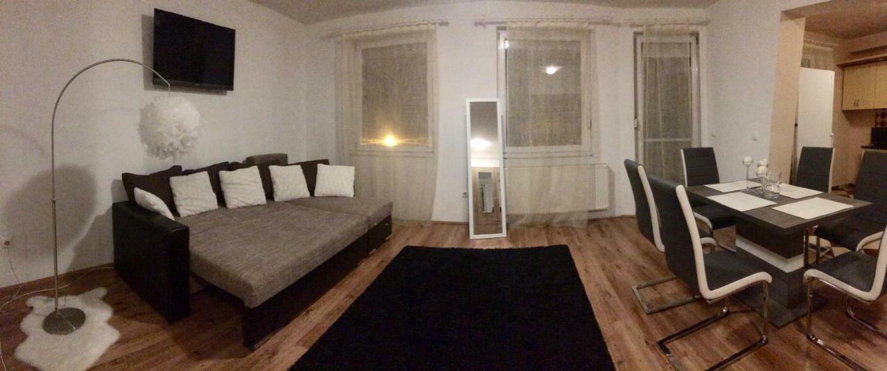 Kristaly Apartman Сегед Экстерьер фото